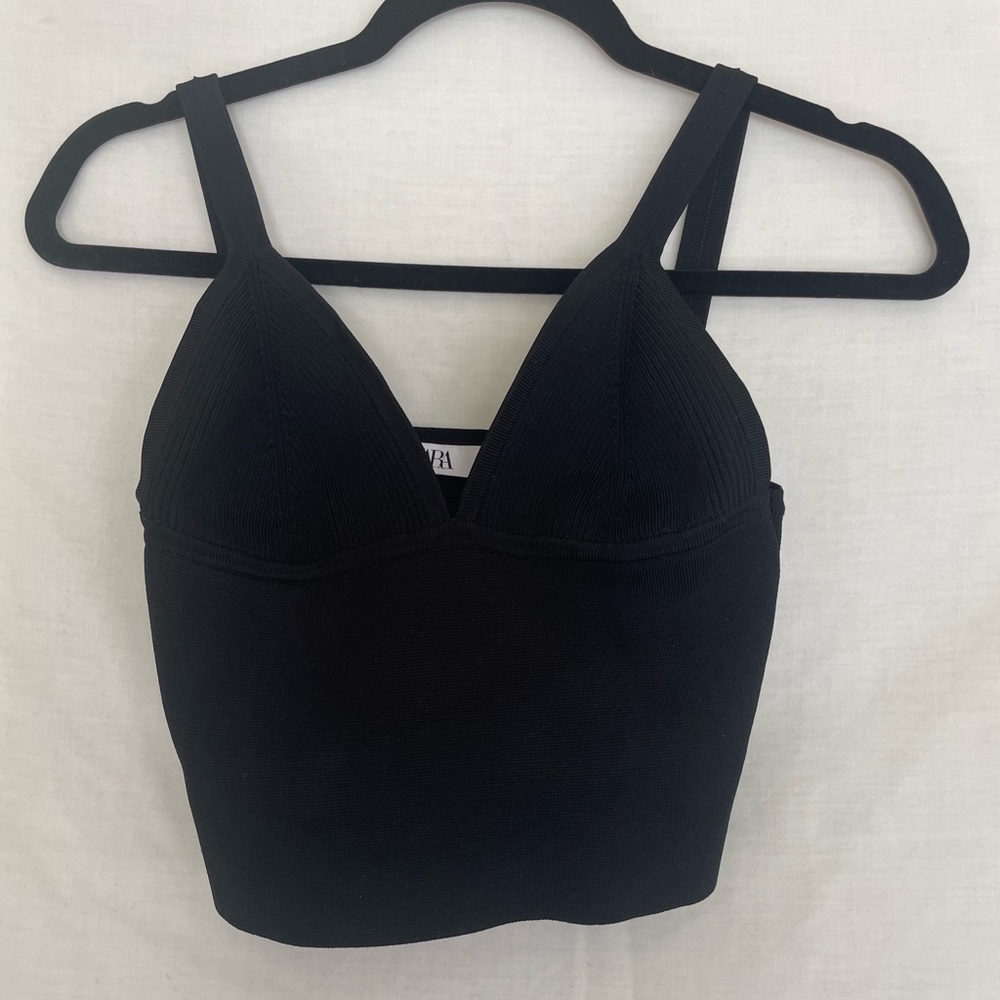 Zara Black Cropped Black Top